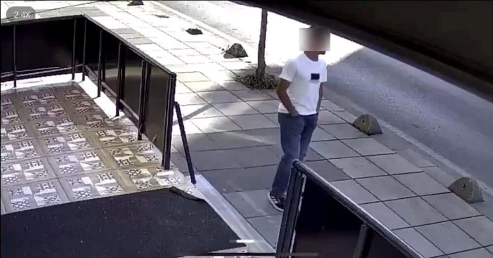 Öldürülen lise müdür yardımcısı son yolculuğuna uğurlandı 6 Öldürülen lise müdür yardımcısı son yolculuğuna uğurlandı