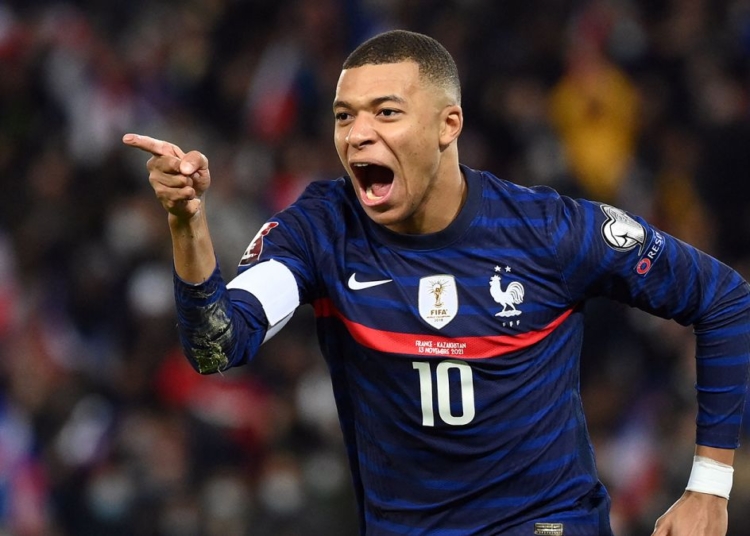 Fransız yıldız Mbappe, "aşırı sağa” karşı oy verme çağrısında bulundu 1 Fransız yıldız Mbappe, “aşırı sağa” karşı oy verme çağrısında bulundu