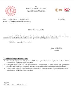 Yöneticilikten ayrılan, tatile giden ve ücretli öğretmenler konteynerleri boşaltsın! 2 Yöneticilikten ayrılan, tatile giden ve ücretli öğretmenler konteynerleri boşaltsın!