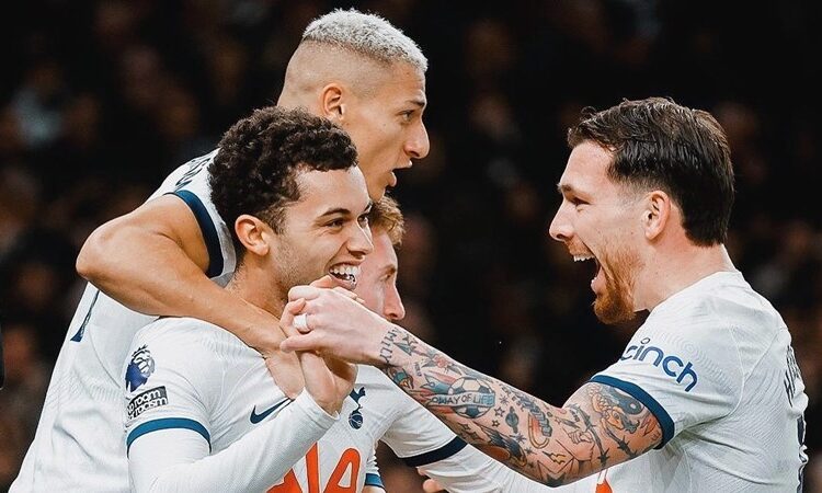Galatasaray ve Fenerbahçe yıldız oyuncunun peşinde 1 Galatasaray ve Fenerbahçe yıldız oyuncunun peşinde