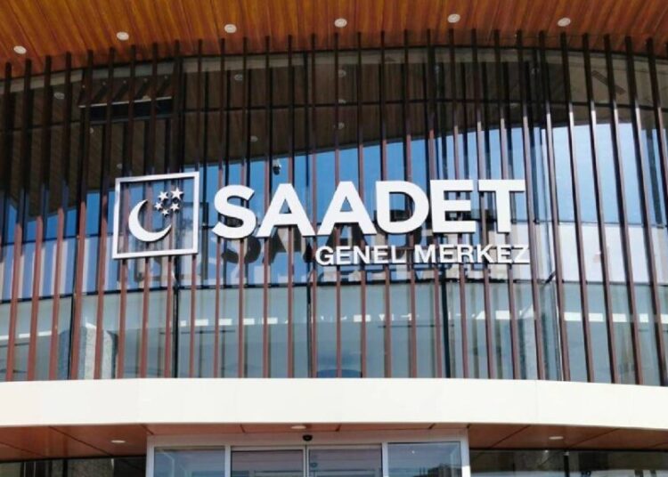 Saadet Partisi’nin olağanüstü kongresi iptal edildi 1 Saadet Partisi’nin olağanüstü kongresi iptal edildi