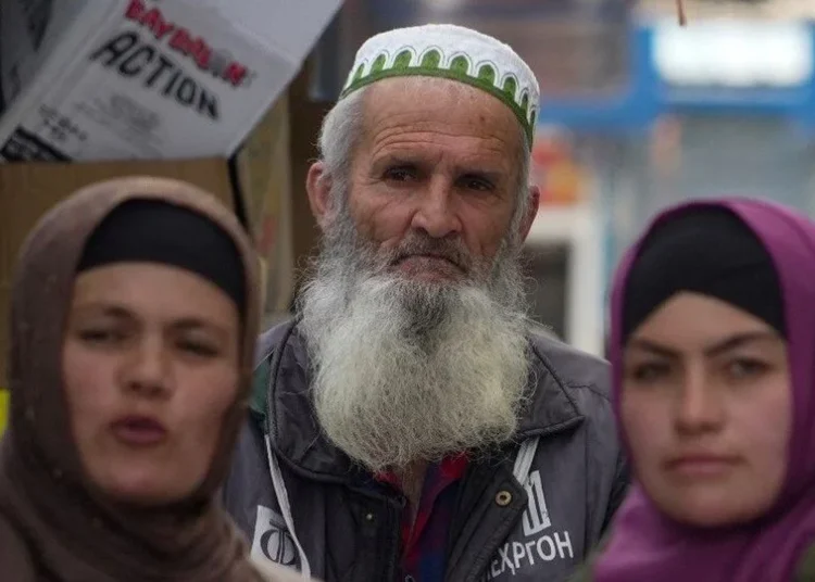 Tacikistan’da başörtüsü ve dini bayram yasağı