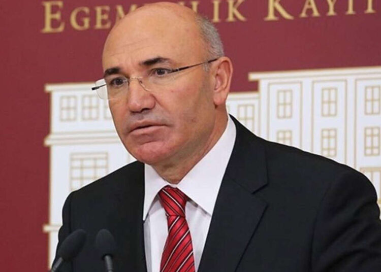 CHP’den Hakkari’ye kayyım atanmasına ilk tepkiler: Hukuksuzluktur, siyasi hamledir