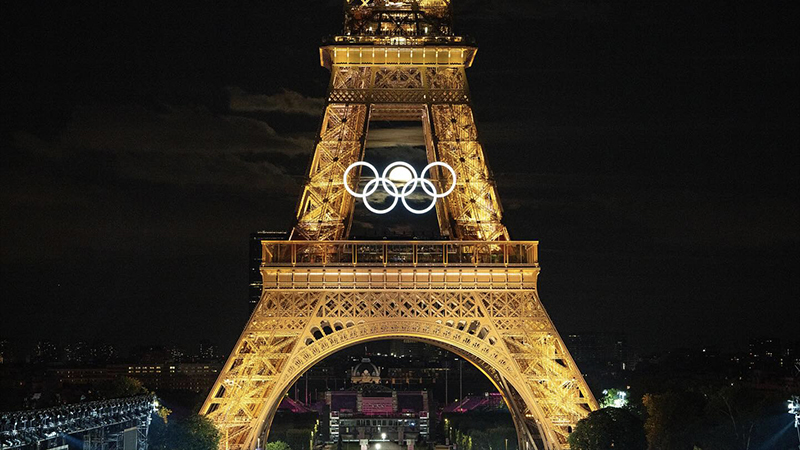 Paris Olimpiyatları, sporcuları taşıyan 85 geminin Sen Nehri’nden geçişiyle başladı 3 Paris Olimpiyatları, sporcuları taşıyan 85 geminin Sen Nehri’nden geçişiyle başladı