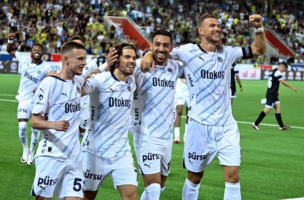 Safa Kar yazdı l Fenerbahçe, Trabzon, Başakşehir; Avrupa’da doludizgin 2 Safa Kar yazdı l Fenerbahçe, Trabzon, Başakşehir; Avrupa’da doludizgin