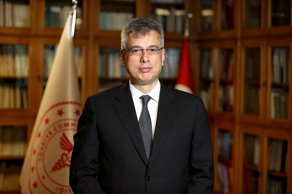 Kabinede iki bakan değişti; Koca ve Özhaseki görevi bıraktı