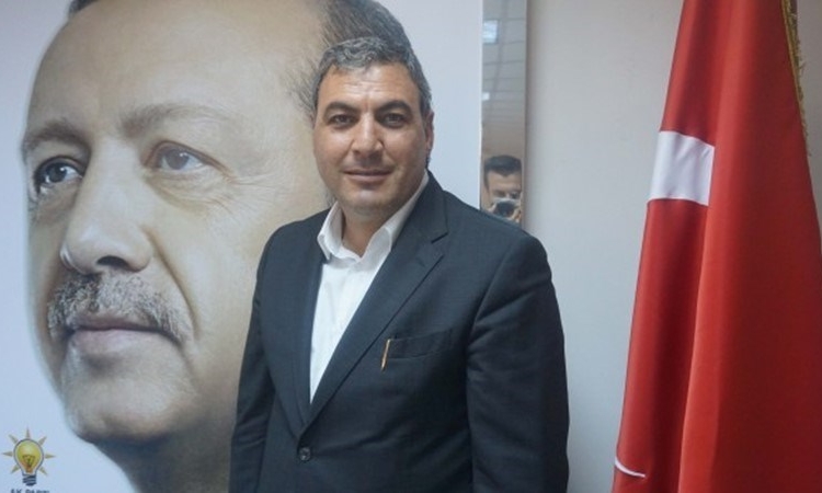 Arazisine ruhsat verilmeyen AKP’li il başkanının eşi, silahla belediye binasını bastı 1 Arazisine ruhsat verilmeyen AKP’li il başkanının eşi, silahla belediye binasını bastı
