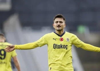 Fenerbahçe’nin UEFA kadrosu belli oldu: Cengiz Ünder yok