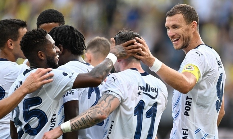 Fenerbahçe, hazırlık maçında Acun Ilıcalı'nın takımı Hull City ile karşılaşıyor 1 Fenerbahçe, hazırlık maçında Acun Ilıcalı’nın takımı Hull City ile karşılaşıyor