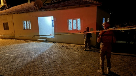 Çocuk kavgası trajediyle sonuçlandı: Anne ve iki oğlu hayatını kaybetti 2 Çocuk kavgası trajediyle sonuçlandı: Anne ve iki oğlu hayatını kaybetti
