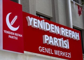 Antalya’da YRP’li ilçe başkanı istifa etti