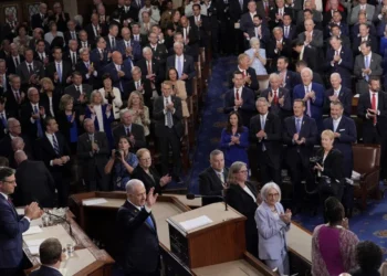 Katliamcı Netanyahu, ABD Kongresi’nde ayakta alkışlandı