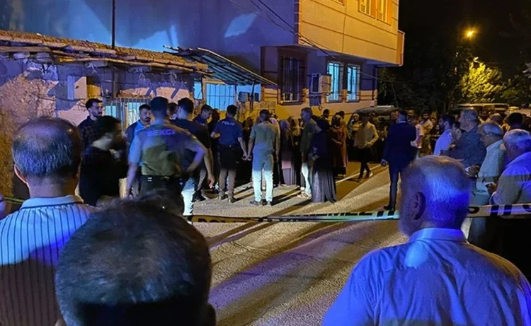 Adıyaman'da 14 yaşında bir kız çocuğu intihar etti 1 Adıyaman’da 14 yaşında bir kız çocuğu intihar etti