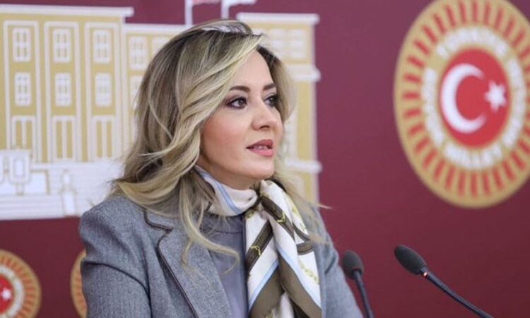 Aylin Cesur, İYİ Parti'den istifa etti 1 Aylin Cesur, İYİ Parti’den istifa etti