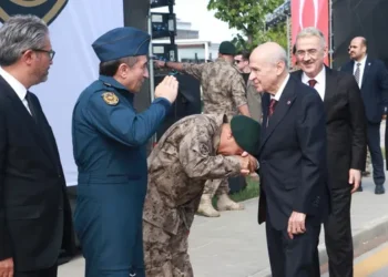Bahçeli, Gölbaşı Özel Harekat’ı ziyaret etti