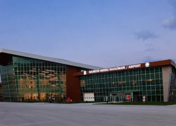 5,5 yılda tek bir tarifeli uçağın bile inmediği havalimanına yılda 169 milyon gider ödendi