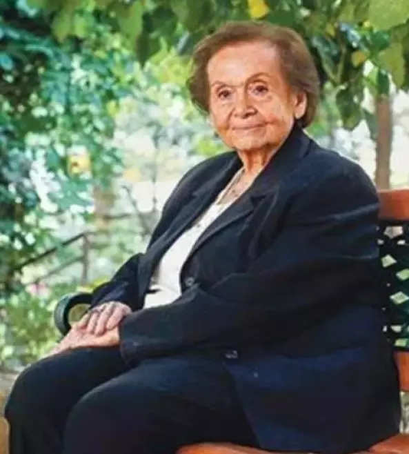 Celal Bayar'ın kızı, eski milletvekili Gürsoy, 103 yaşında hayatını kaybetti 2 Celal Bayar'ın kızı, eski milletvekili Gürsoy, 103 yaşında hayatını kaybetti