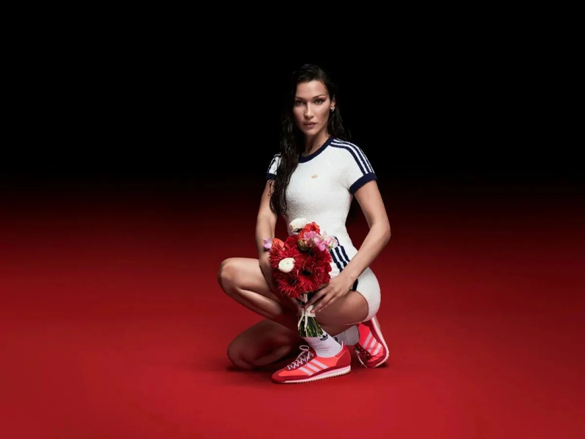 Adidas, bu defa da Bella Hadid'den özür diledi