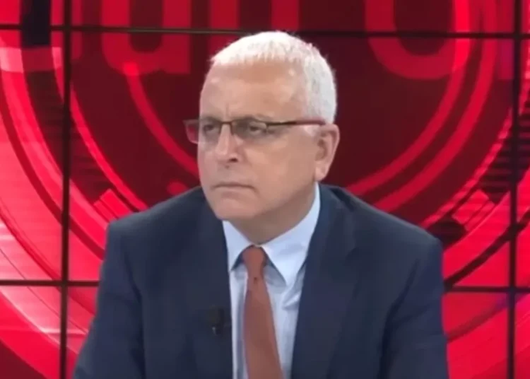 Halis Gül yazdı l Merih’in bozkurt selamına kim hangi yorumu yaptı?