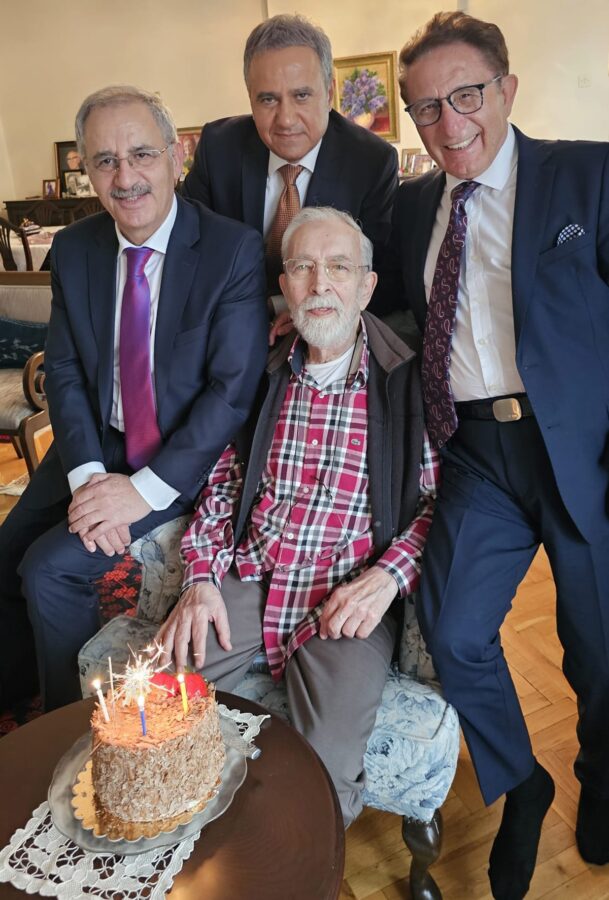 Çölaşan ağrılarını yazdı: Keşke ben de desteksiz yürüyebilsem!