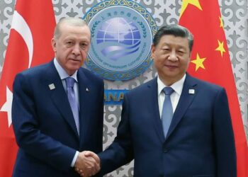 Erdoğan, Astana’da Çin Devlet Başkanı Cinping ile bir araya geldi