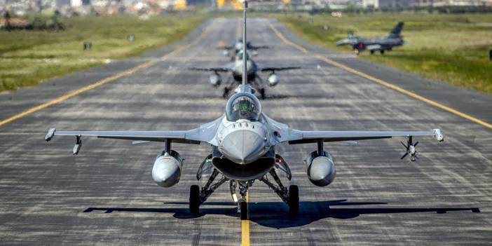 Bloomberg duyurdu: Türkiye F-16 anlaşmasında kısıtlamaya gidiyor