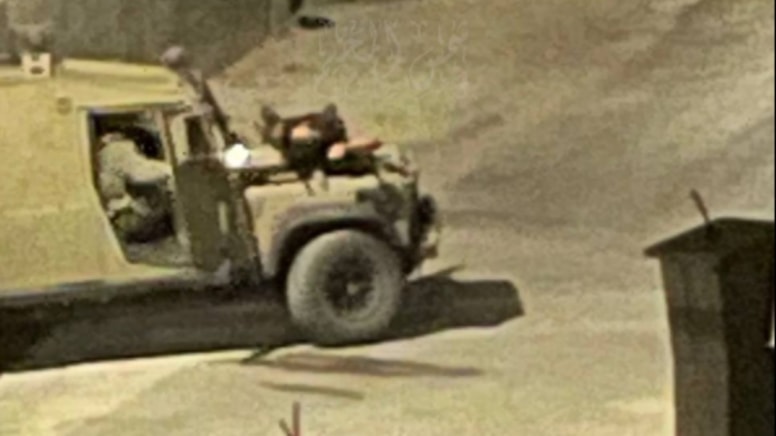 İsrail, Filistinli genci araca bağlayıp canlı kalkan yaptı