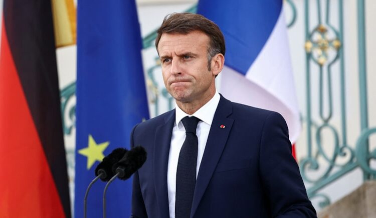 Fransa’da parlamento seçiminin birincisi ‘aşırı sağ’ çıktı