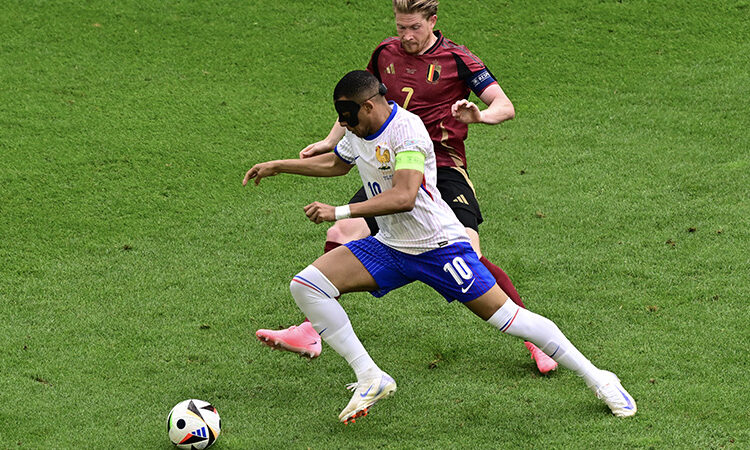 Belçika kendi kalesine attı, Fransa adını çeyrek finale yazdırdı 1 Belçika kendi kalesine attı, Fransa adını çeyrek finale yazdırdı