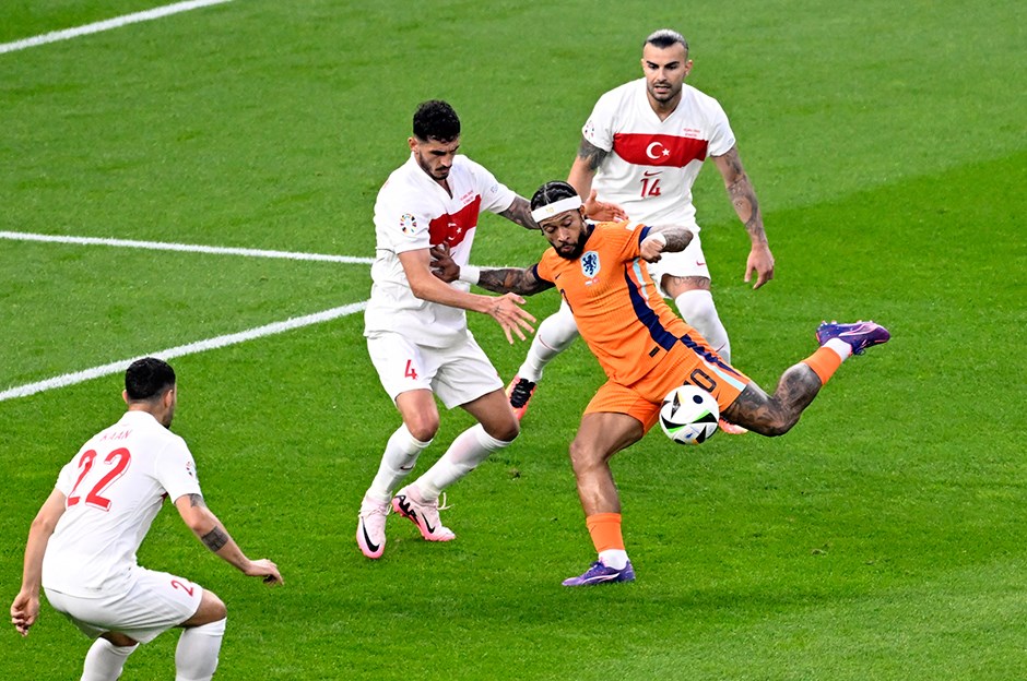 Avrupa basınından Türk milli takımına övgüler