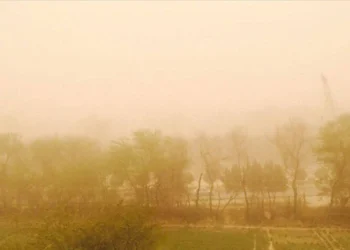 İran’da kum fırtınası etkisi: 620 kişi hastaneye kaldırıldı