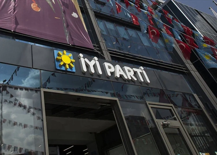 İYİ Parti kampa giriyor