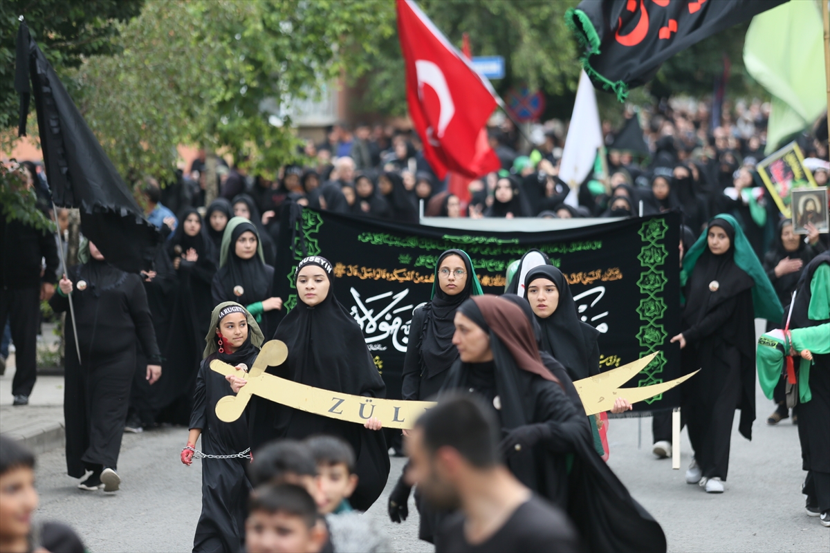 Kerbela şehitleri ağıtlarla ve zincirle vurmalarla anıldı