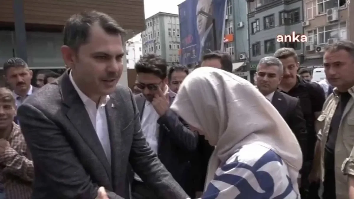 Murat Kurum emekli kadına dilenci muamelesi yaptı