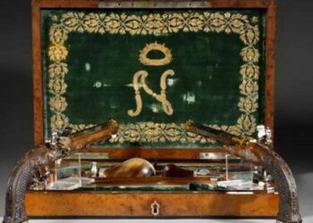 Napolyon’un 2 tabancası 1.69 milyon euro’ya satıldı