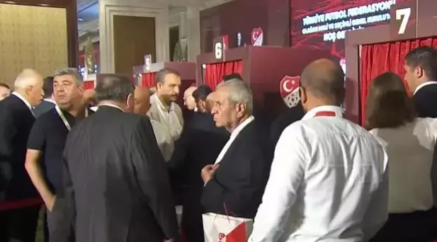 Büyükekşi dönemi sona erdi; yeni TFF Başkanı İbrahim Hacıosmanoğlu