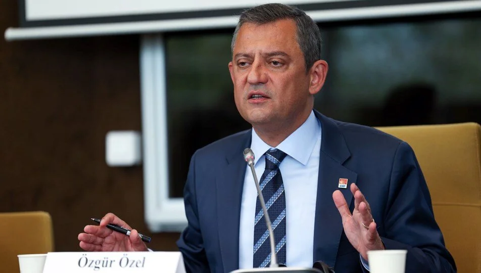 Özgür Özel: Bu ay içinde Şam’a gidip Esad'la görüşeceğiz 2 Özgür Özel: Bu ay içinde Şam’a gidip Esad'la görüşeceğiz