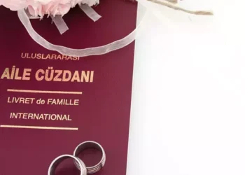 Kadınlara ‘koca soyadı’ zorunluluğu geri dönüyor