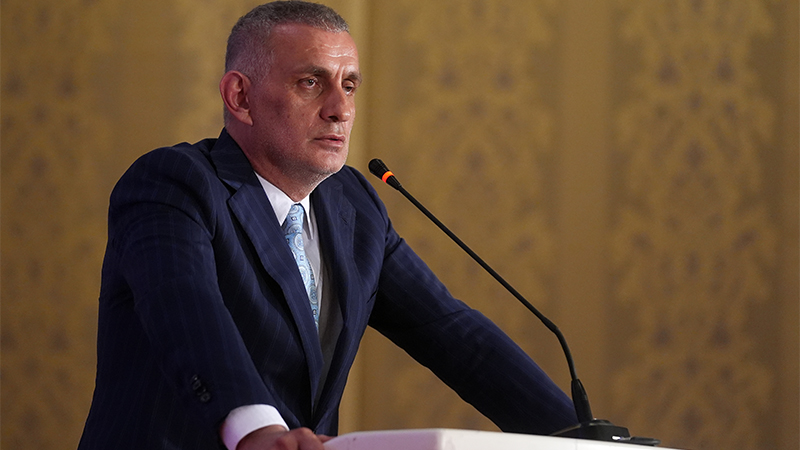 Yeni TFF Başkanı Hacıosmanoğlu'ndan Montella açıklaması!