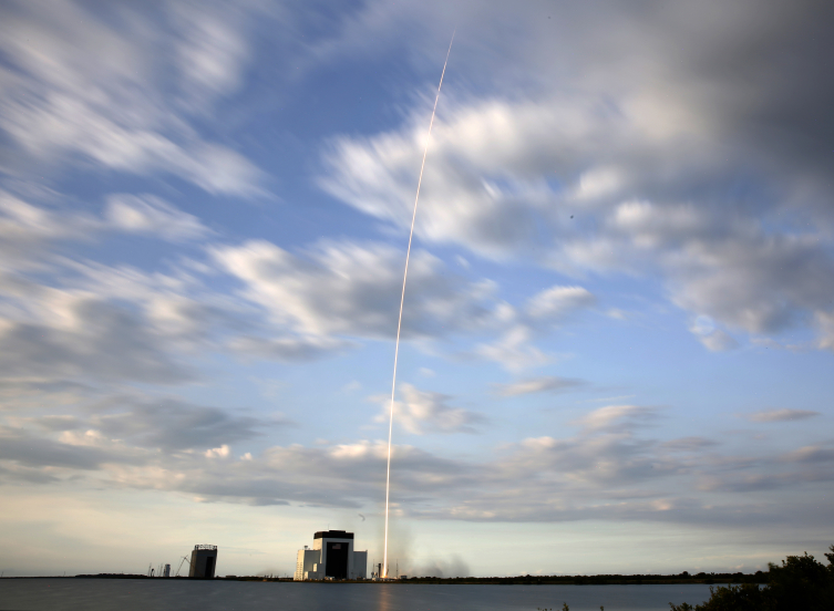 Türksat 6A uzaya fırlatıldı: İlk sinyal alındı