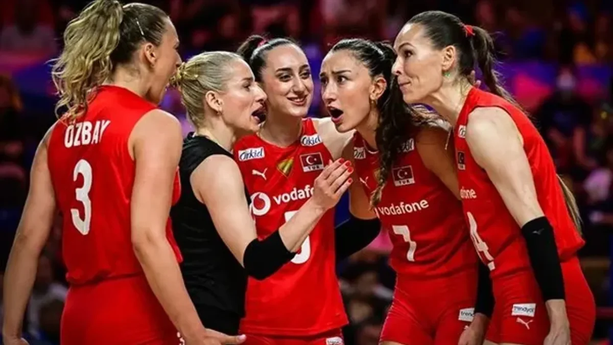 Müthiş maçta Filenin Sultanları, 2-0 geriden gelip Hollanda’yı yendi