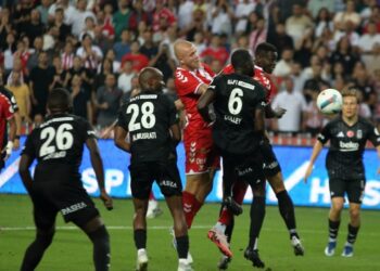 Beşiktaş, Samsunspor deplasmanında 3 puanı yeni transferleri ile kazandı