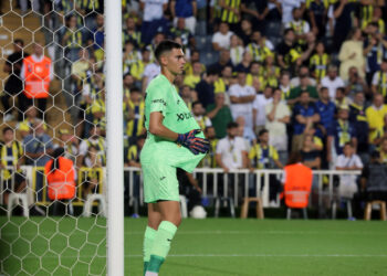 Herkes onu konuşuyor: Adana Demirspor’un 15 yaşındaki kalecisi Deniz Eren Dönmezer