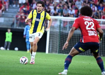 Premier Lig ekibinden Ferdi Kadıoğlu için Fenerbahçe’ye rekor teklif