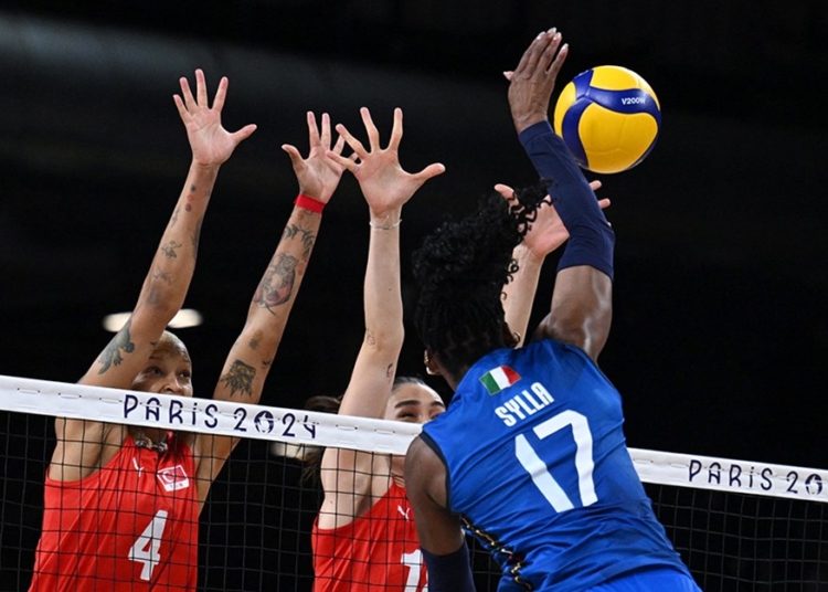 Filenin Sultanları, Paris’te ilk yenilgisini İtalya’ya karşı aldı