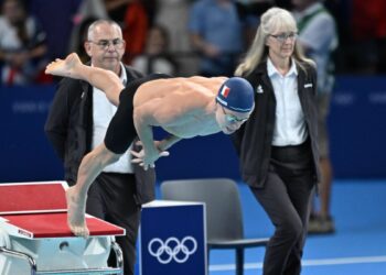 1,5 saatte 2 Olimpiyat rekoru kırdı