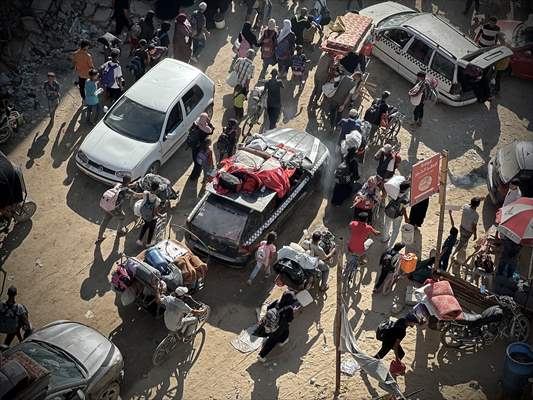 Han Yunus'ta 75 bin'den fazla Filistinli göç etti