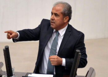 AKP’de ‘çatlak seslere’ Şamil Tayyar da katıldı: Yolsuzluktan arındırılmış Türkiye vadetmiştik…