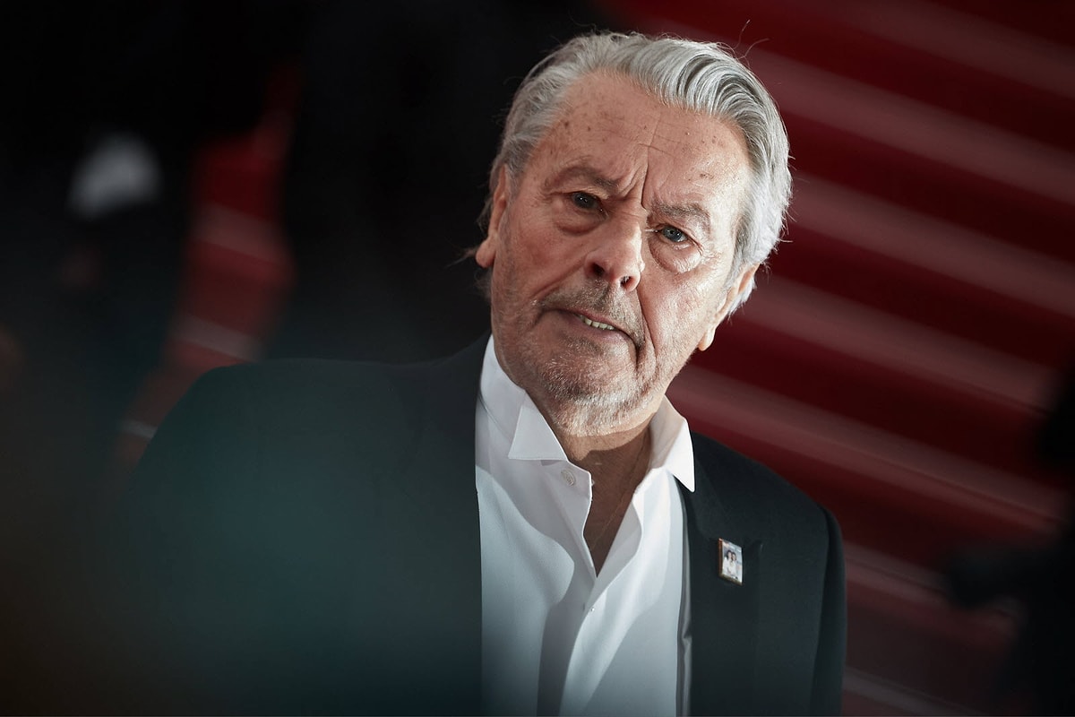 Fransız yıldız Alain Delon 88 yaşında hayatını kaybetti