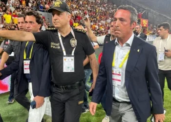 Safa Kar yazdı I Yeter artık… Futbol konuşalım!